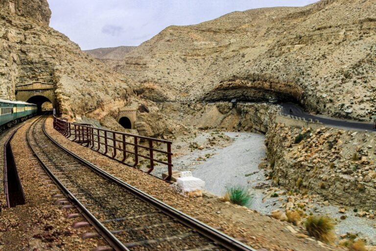 Fencing The Afghanistan-Pakistan Border