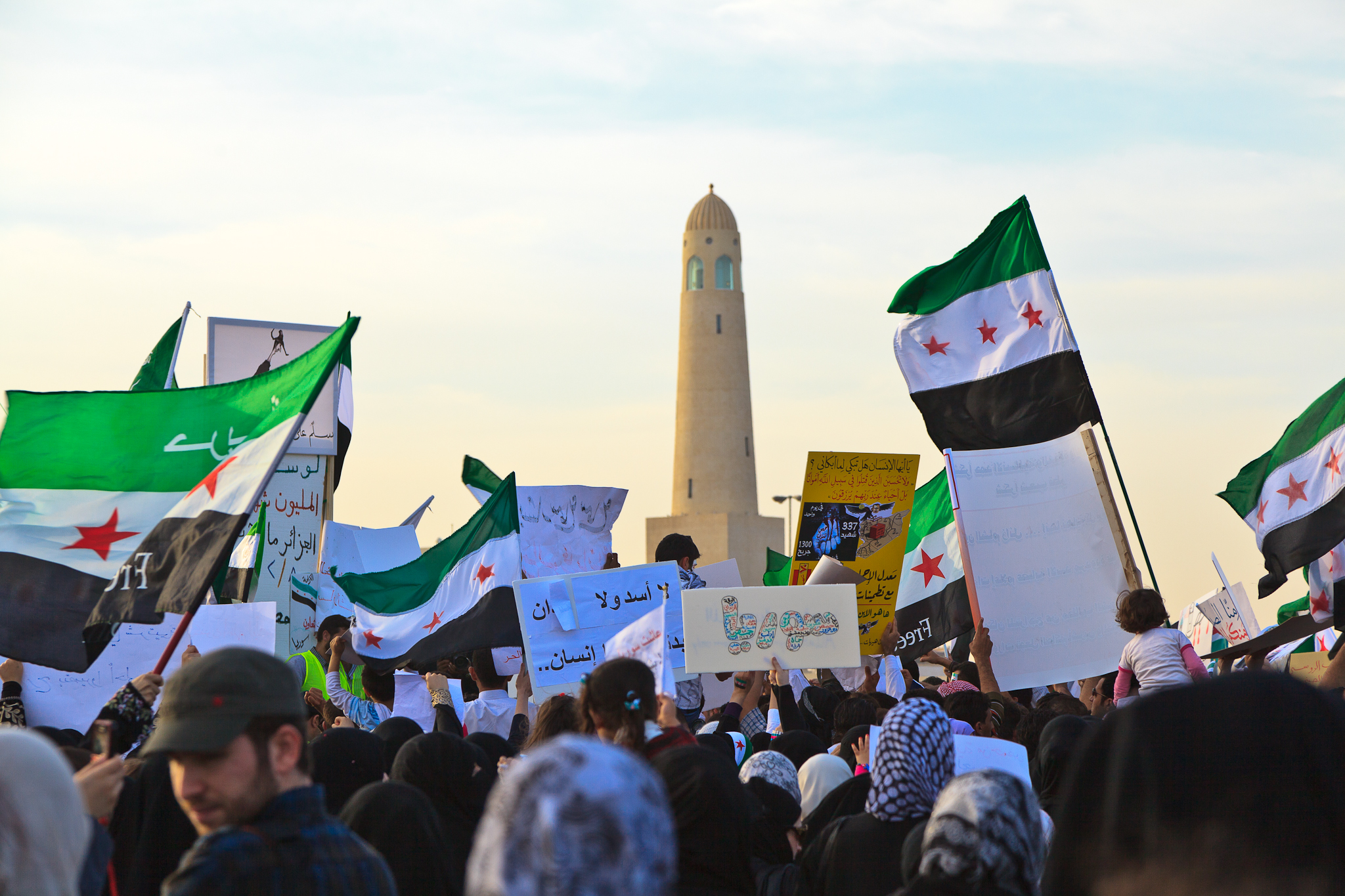 قطر والعديد من الدول العربية الأخرى تتجنب إعادة قبول سوريا في جامعة الدول العربية • مركز ستيمسون