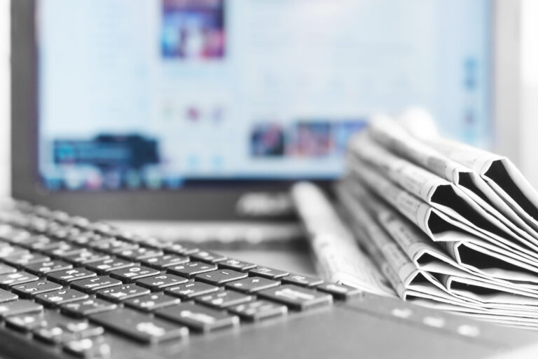 Social Media Mis-/Disinformation and the Risk of Atrocities in the United States
