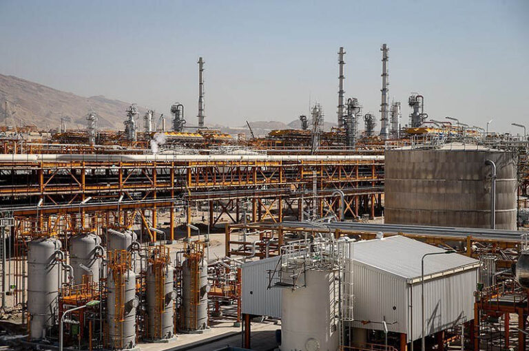 Iran’s Oil Exports: Resilience Amid Sanctions and ‘Snapback’